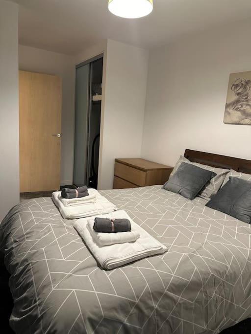 Апартаменты Entire Flat In Ealing Лондон Экстерьер фото